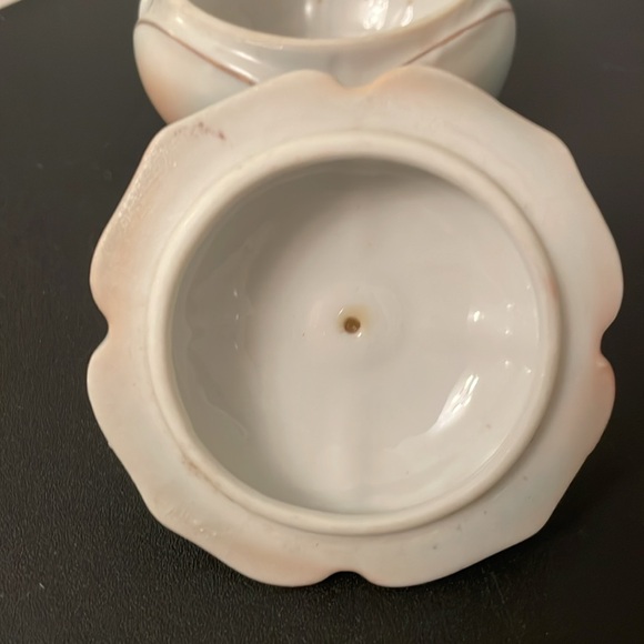 Vintage Rare Thames Hand Painted Porcelain Trinket Dish with Lid No Flaws - Picture 8 of 11